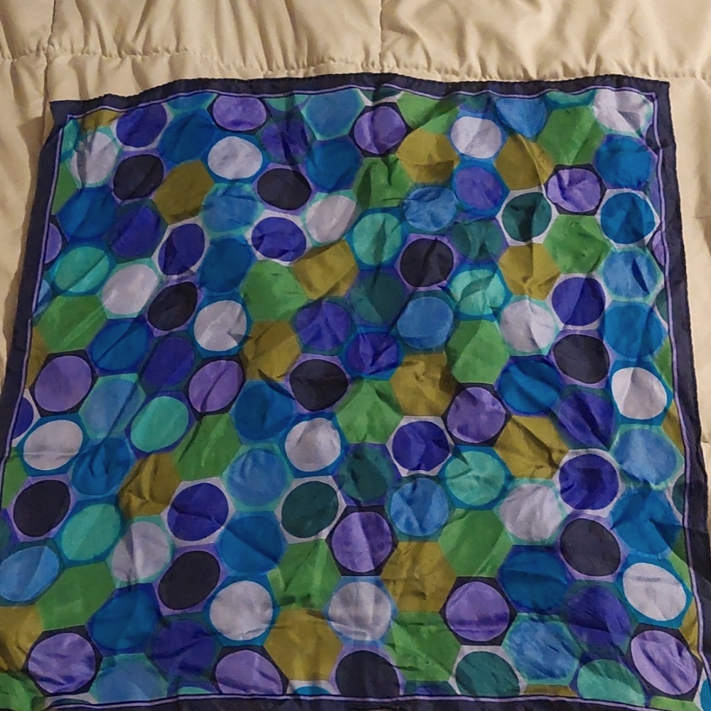 OSCAR by Oscar de la Renta square scarf